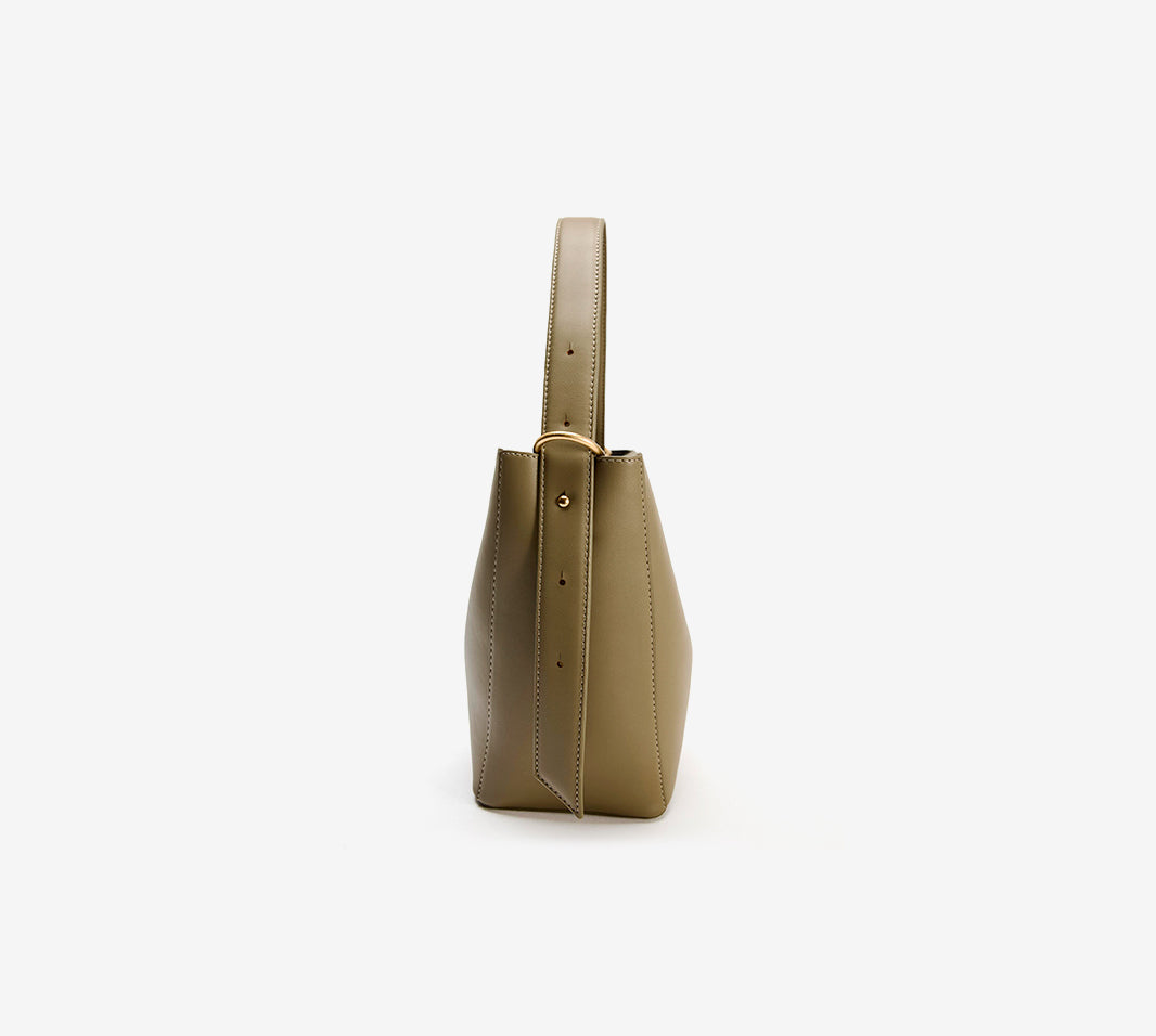 Bucket bag
