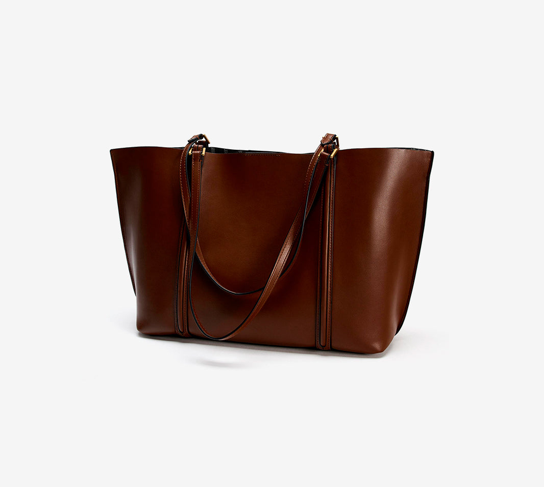 Leather tote bag