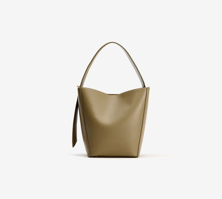 Bucket bag