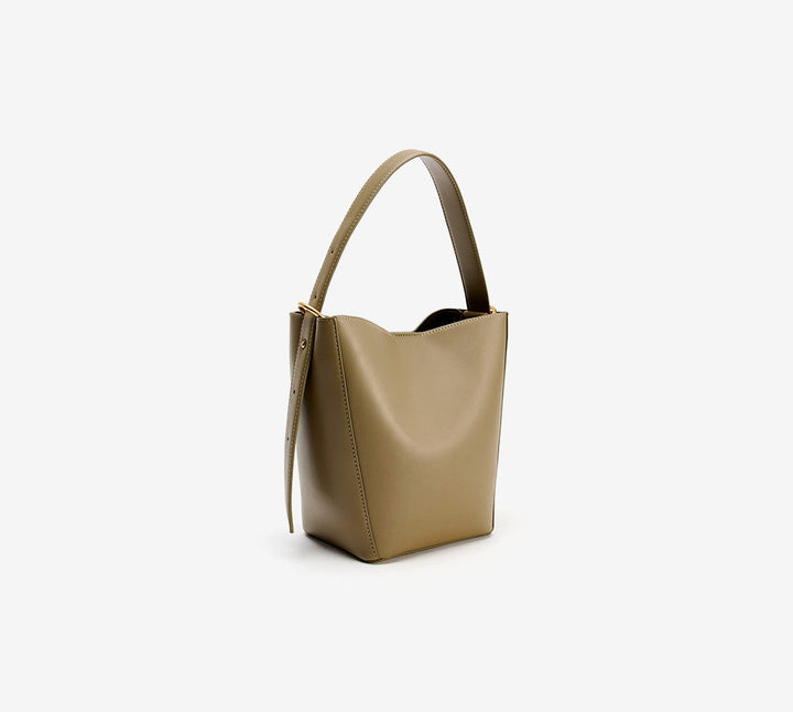Bucket bag