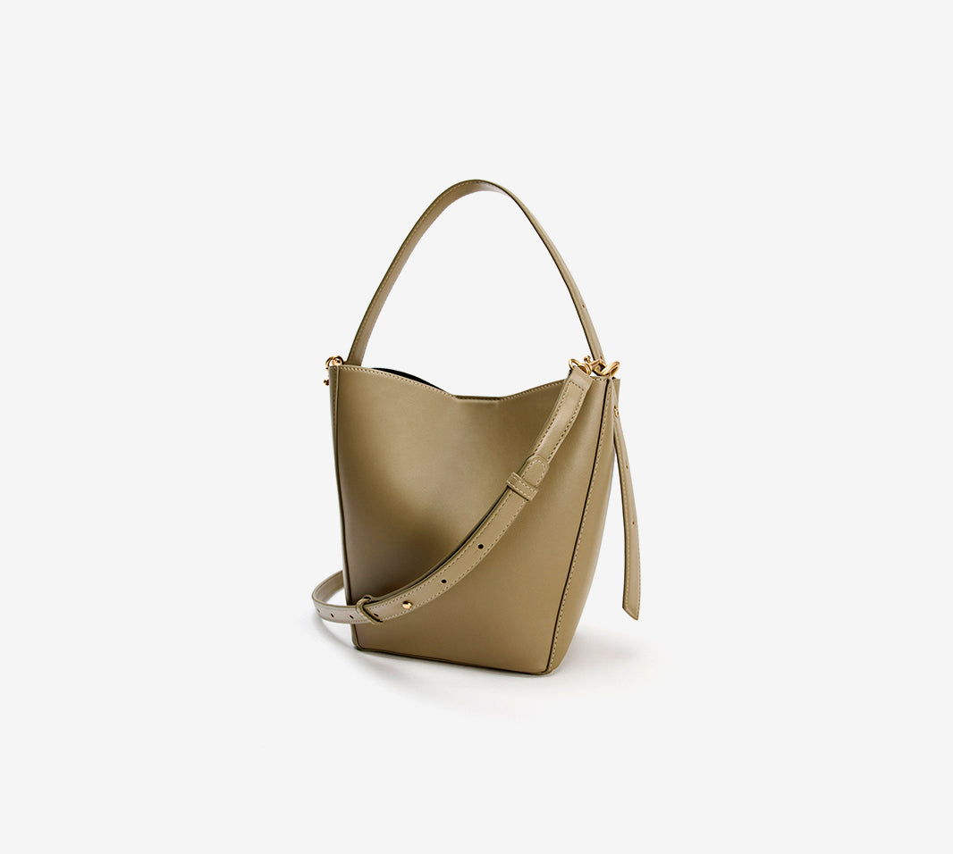 Bucket bag